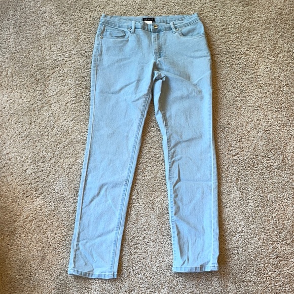 Venus light blue denim leans - size 10 - Picture 2 of 5
